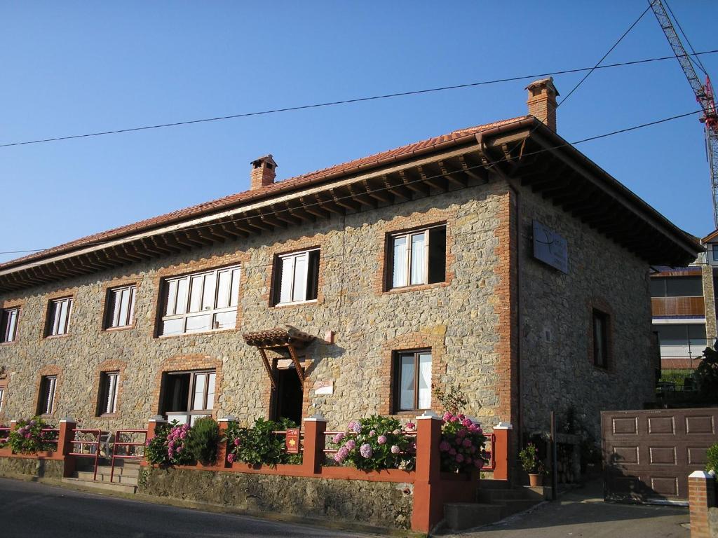 Posada Las Mananitas Cobreces Exterior photo